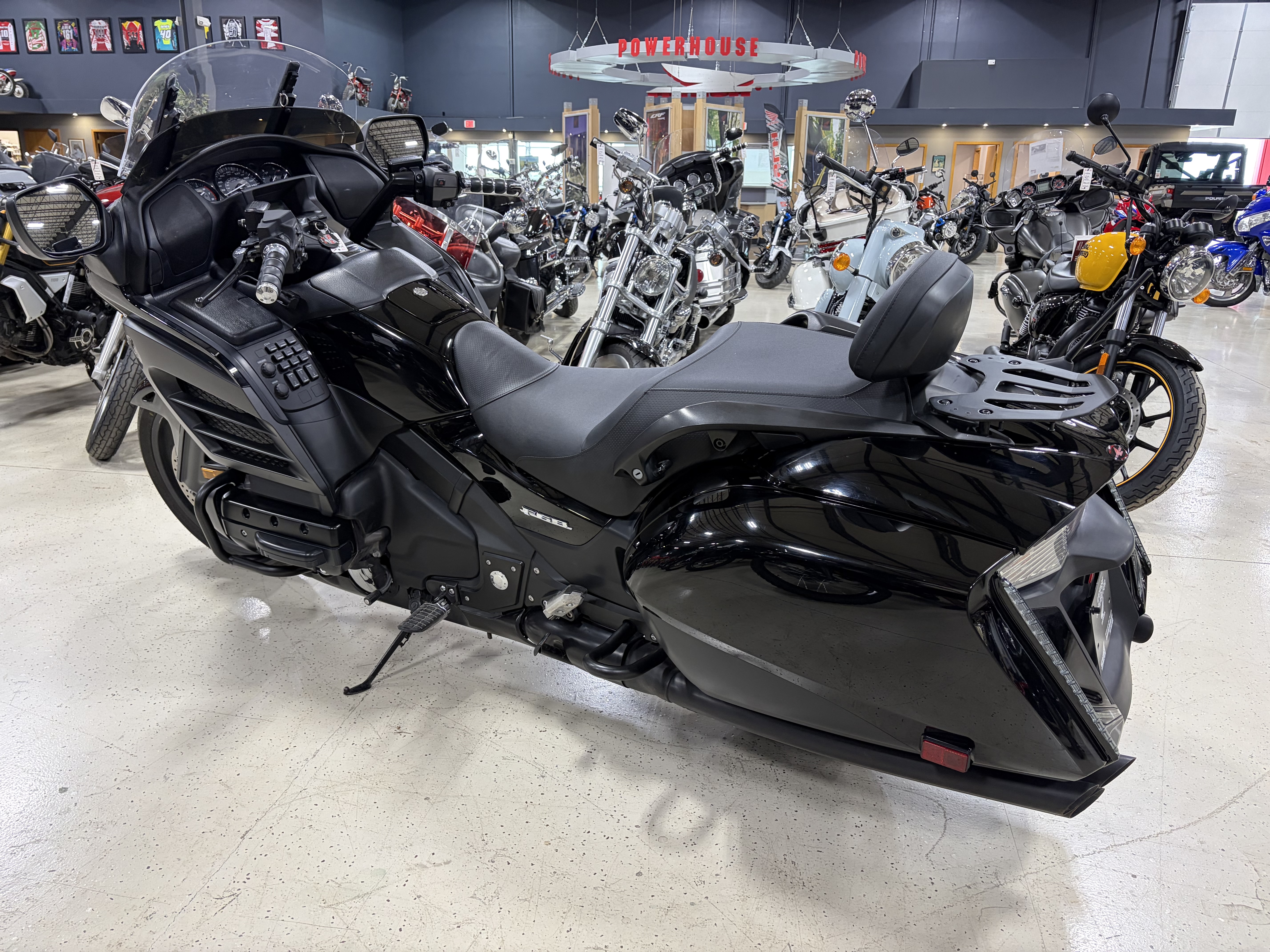 2013 Honda Gold Wing F6B Motorcycle / Scooter