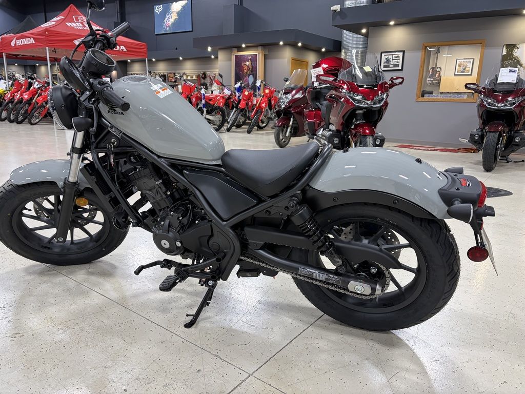 2026 Honda® Rebel 300 E-Clutch Motorcycle / Scooter