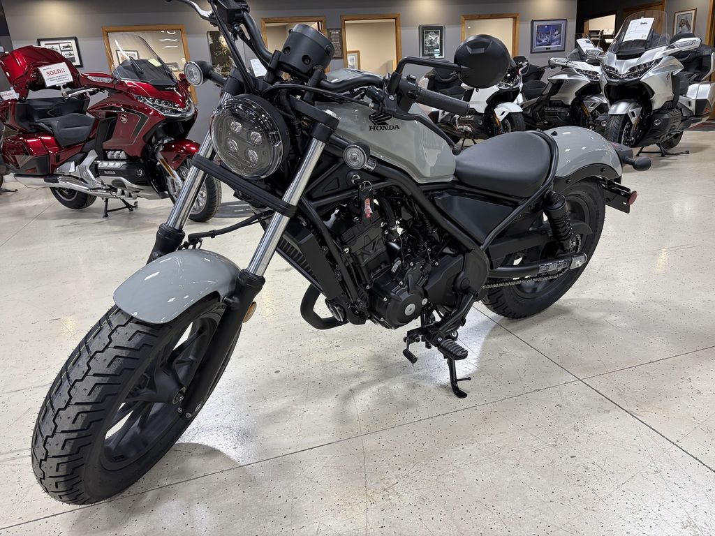 2026 Honda® Rebel 300 E-Clutch Motorcycle / Scooter