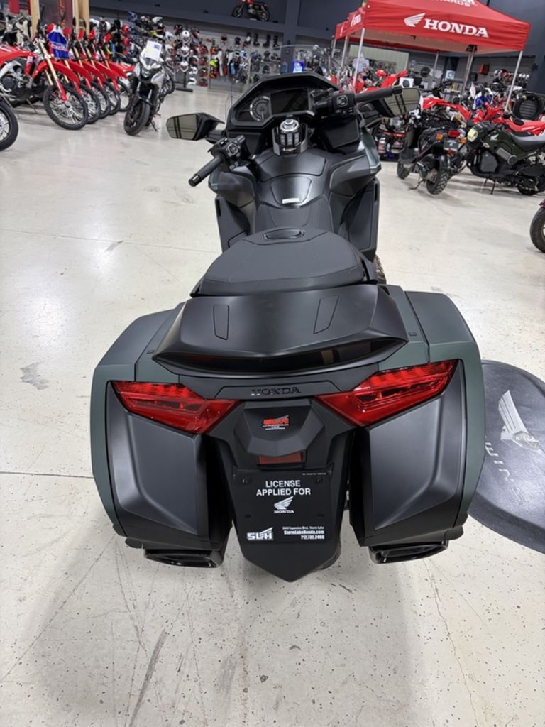 2024 Honda® Gold Wing Automatic Dct Motorcycle / Scooter