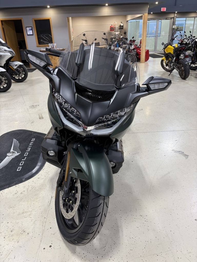 2024 Honda® Gold Wing Automatic Dct Motorcycle / Scooter