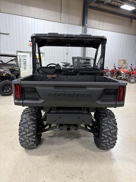 2026 Honda Pioneer 1000 Deluxe Side x Side