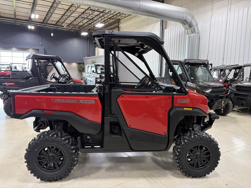 2026 Honda Pioneer 1000 Deluxe Side x Side