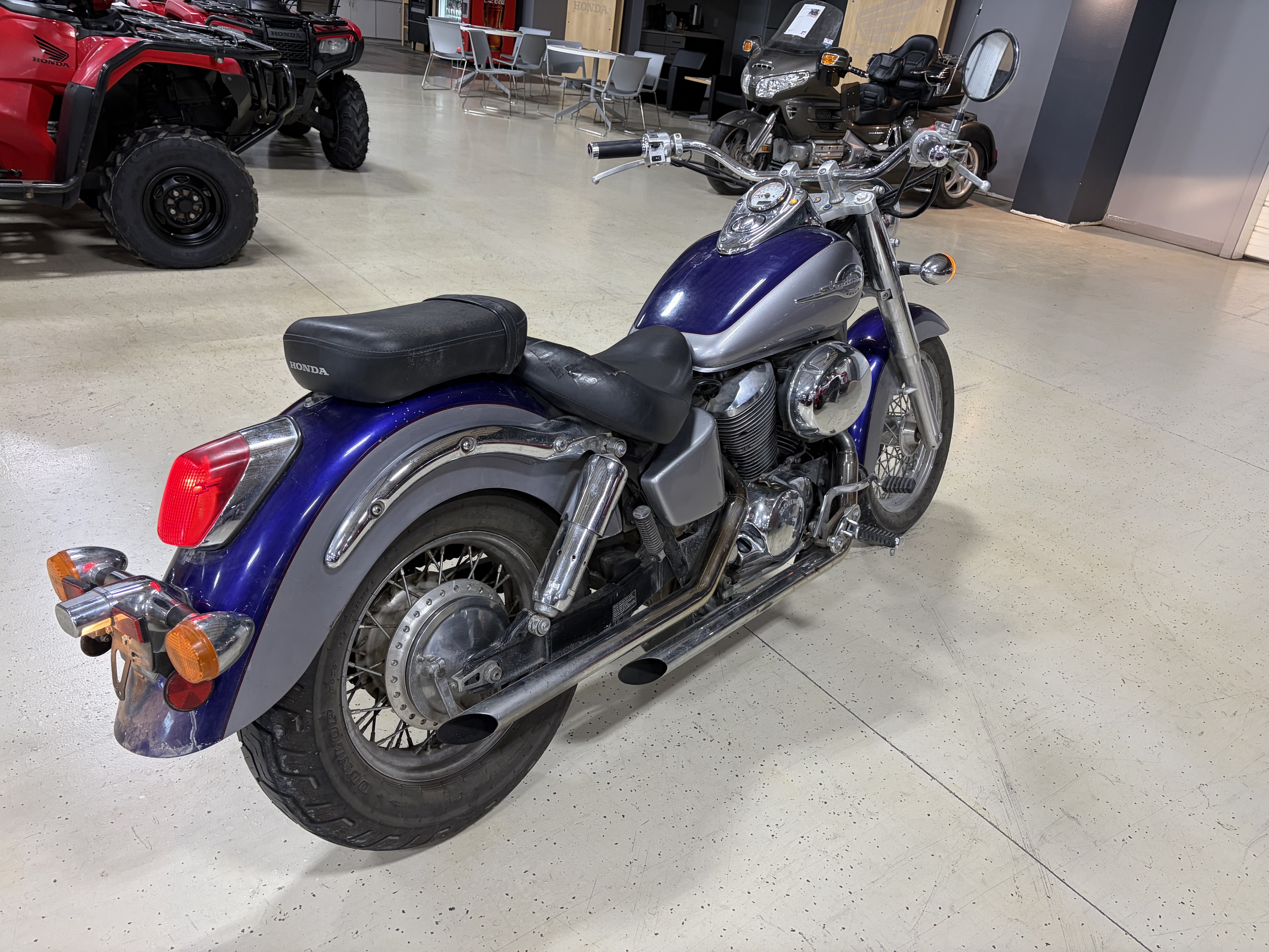 2002 Honda Shadow VT750 ACE Motorcycle / Scooter
