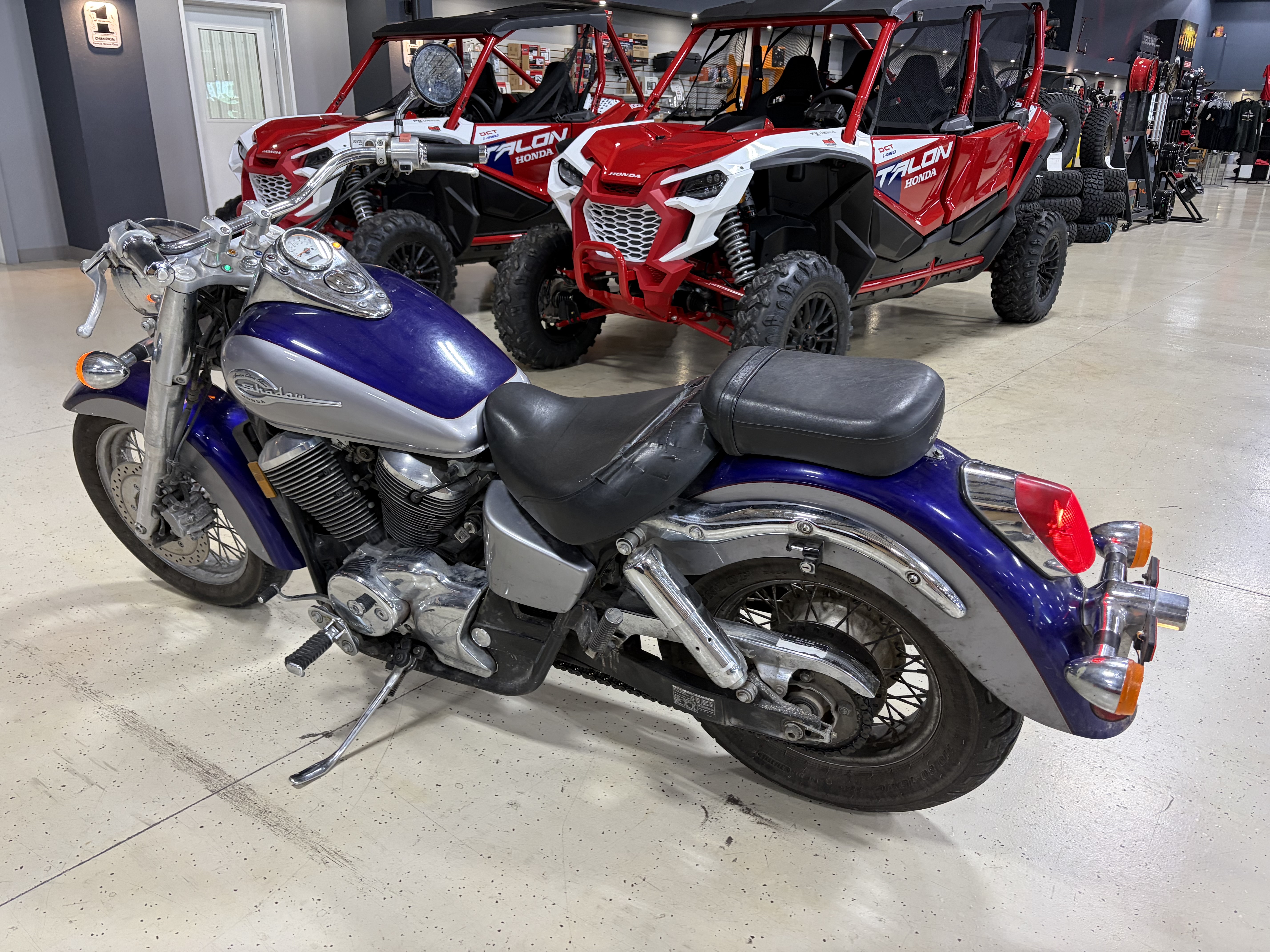 2002 Honda Shadow VT750 ACE Motorcycle / Scooter