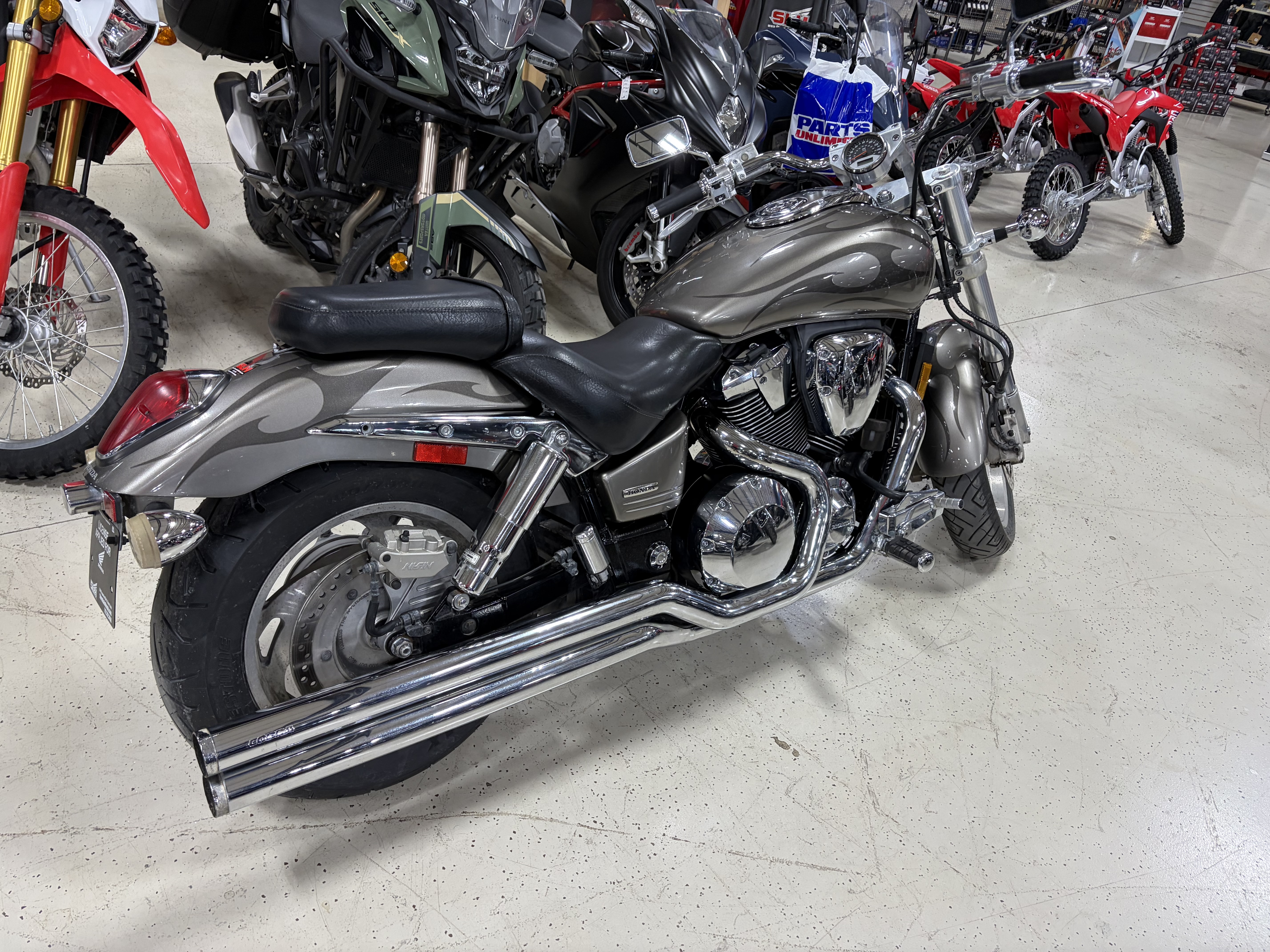 2004 Honda® Vtx™ 1800 Motorcycle / Scooter