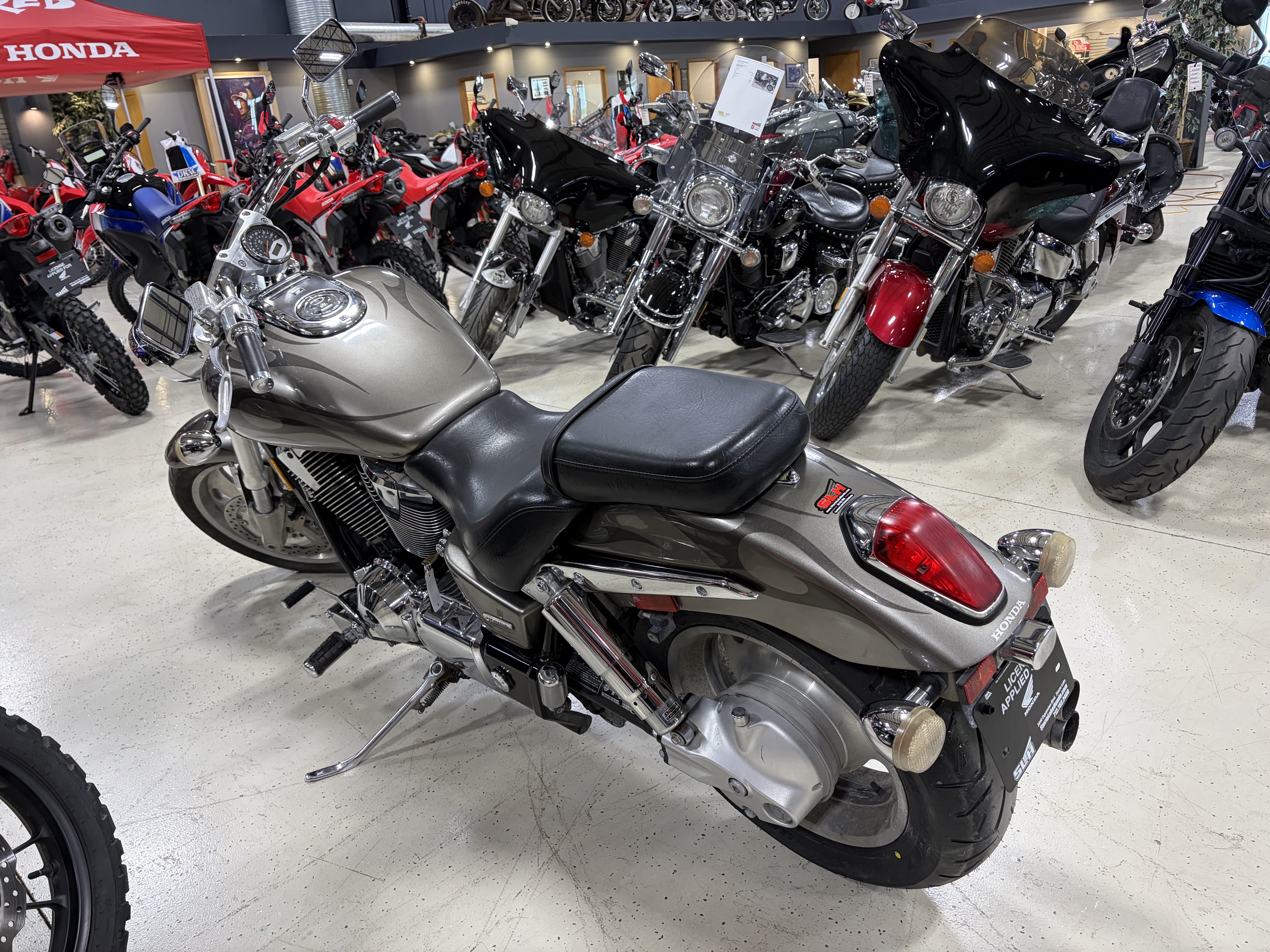 2004 Honda® Vtx™ 1800 Motorcycle / Scooter