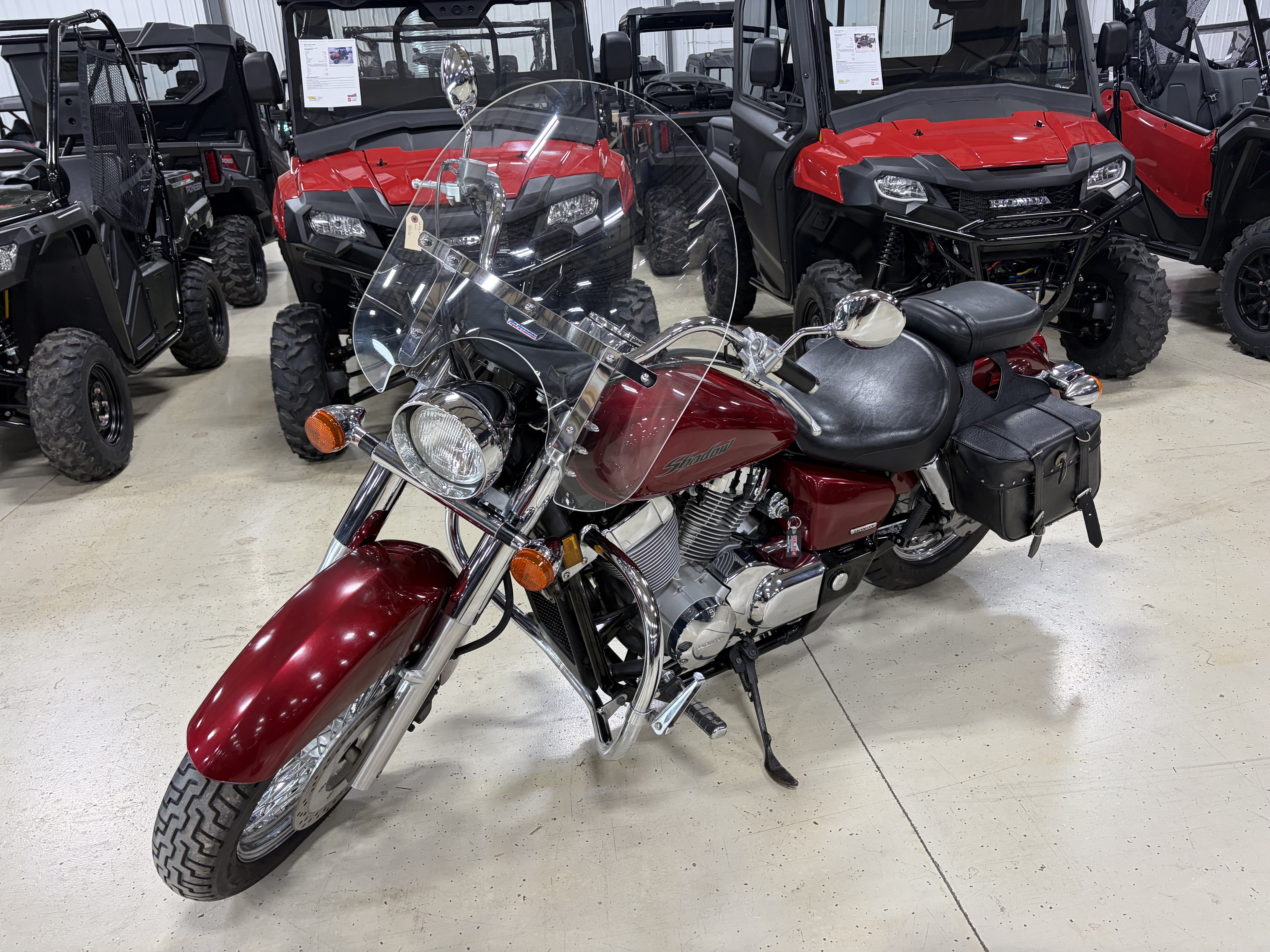 2005 Honda Shadow 750 Aero VT750C Motorcycle / Scooter
