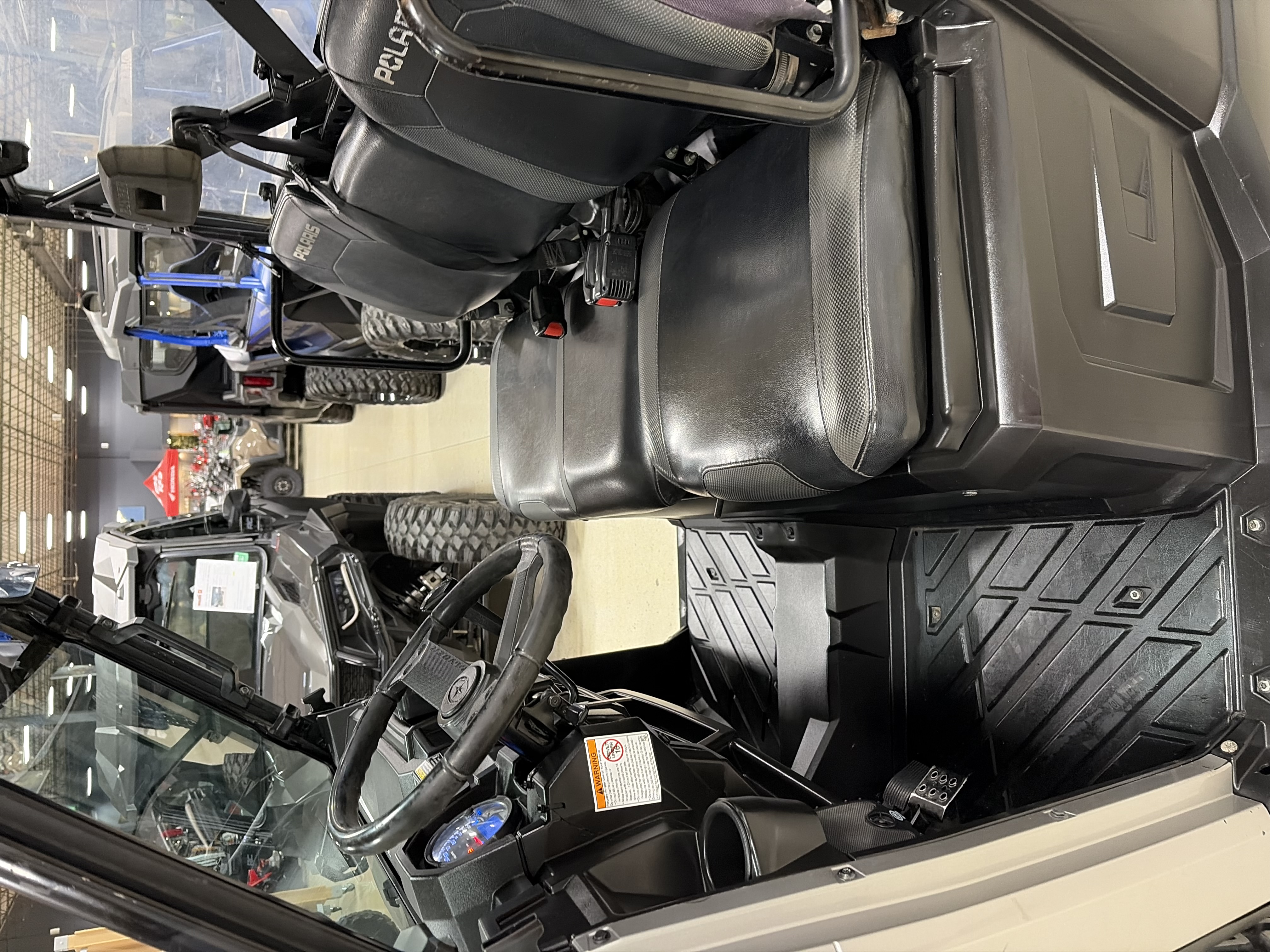 2017 Polaris® Ranger Xp® 900 Eps Silver Pearl Utility Vehicle