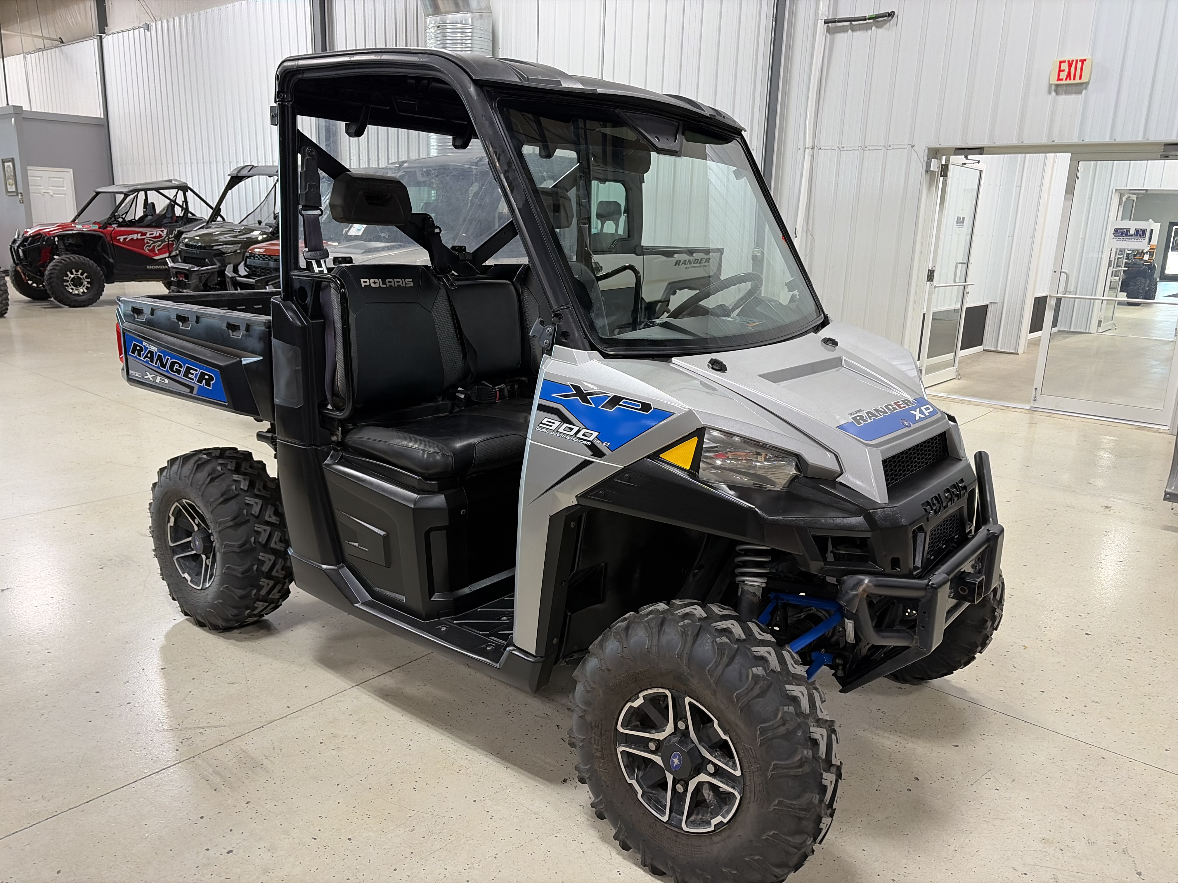 2017 Polaris® Ranger Xp® 900 Eps Silver Pearl Utility Vehicle