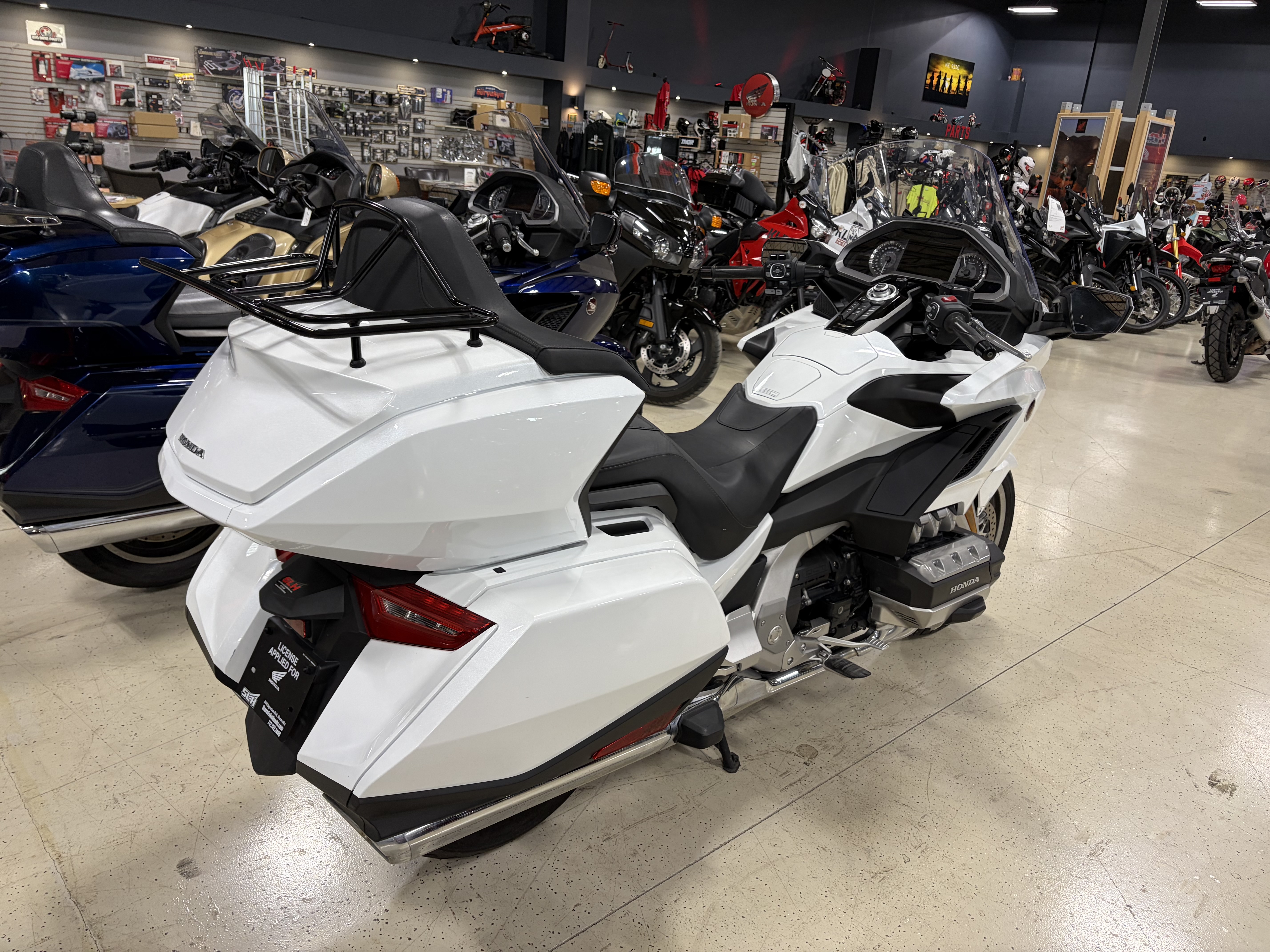 2018 Honda Gold Wing Tour Automatic DCT GL1800TD Motorcycle / Scooter