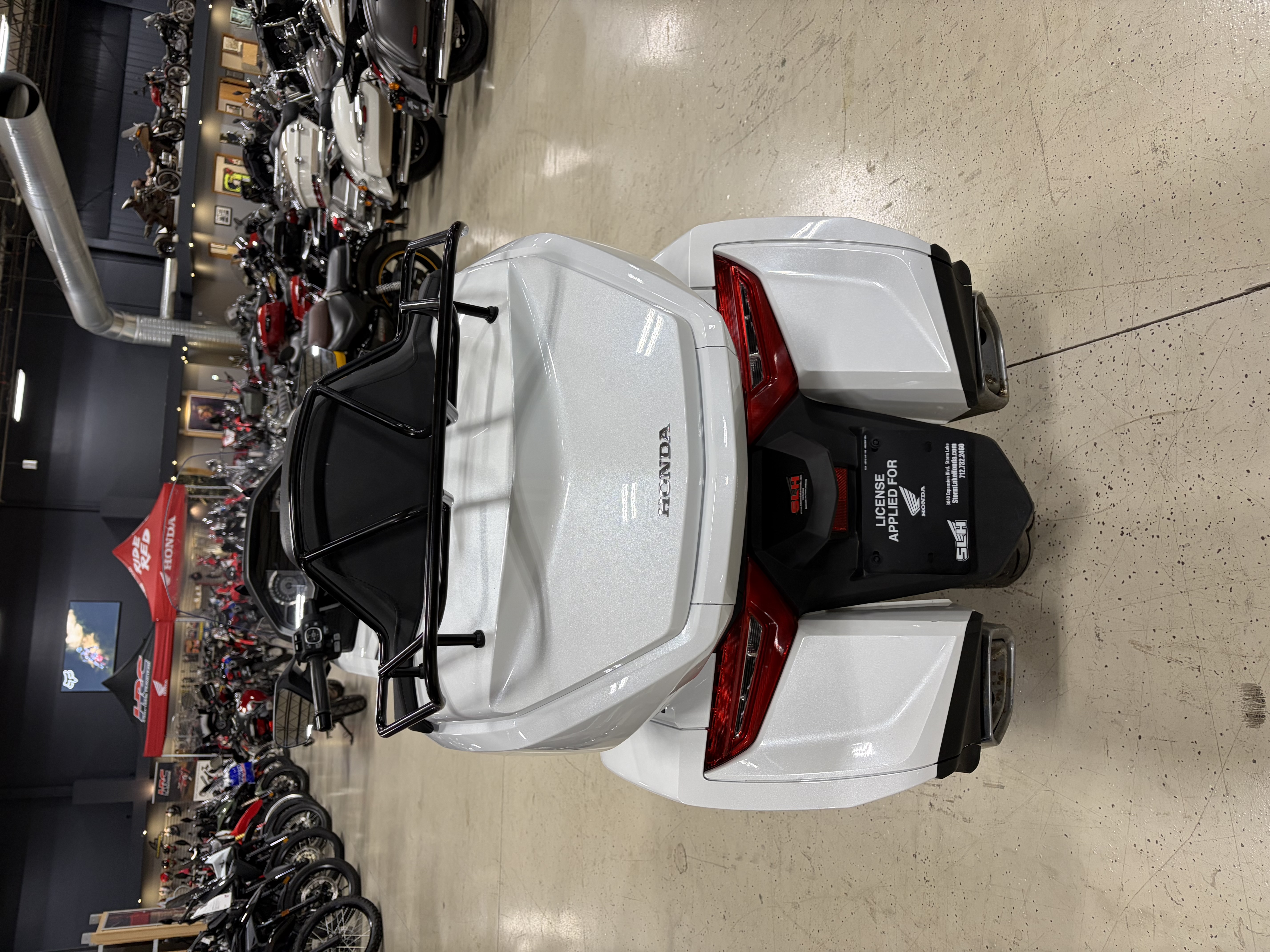 2018 Honda Gold Wing Tour Automatic DCT GL1800TD Motorcycle / Scooter