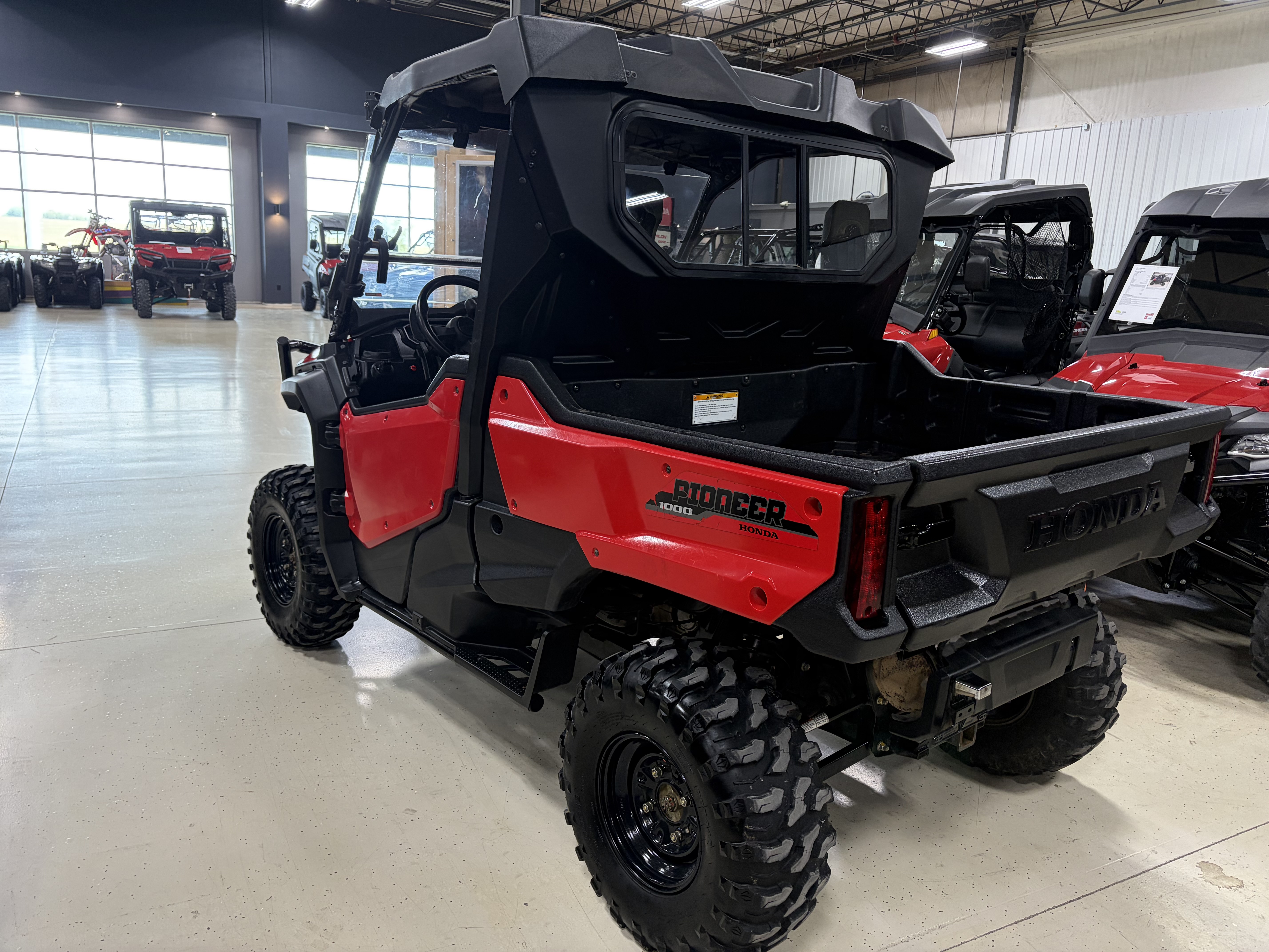 2018 Honda Pioneer 1000 EPS Side x Side