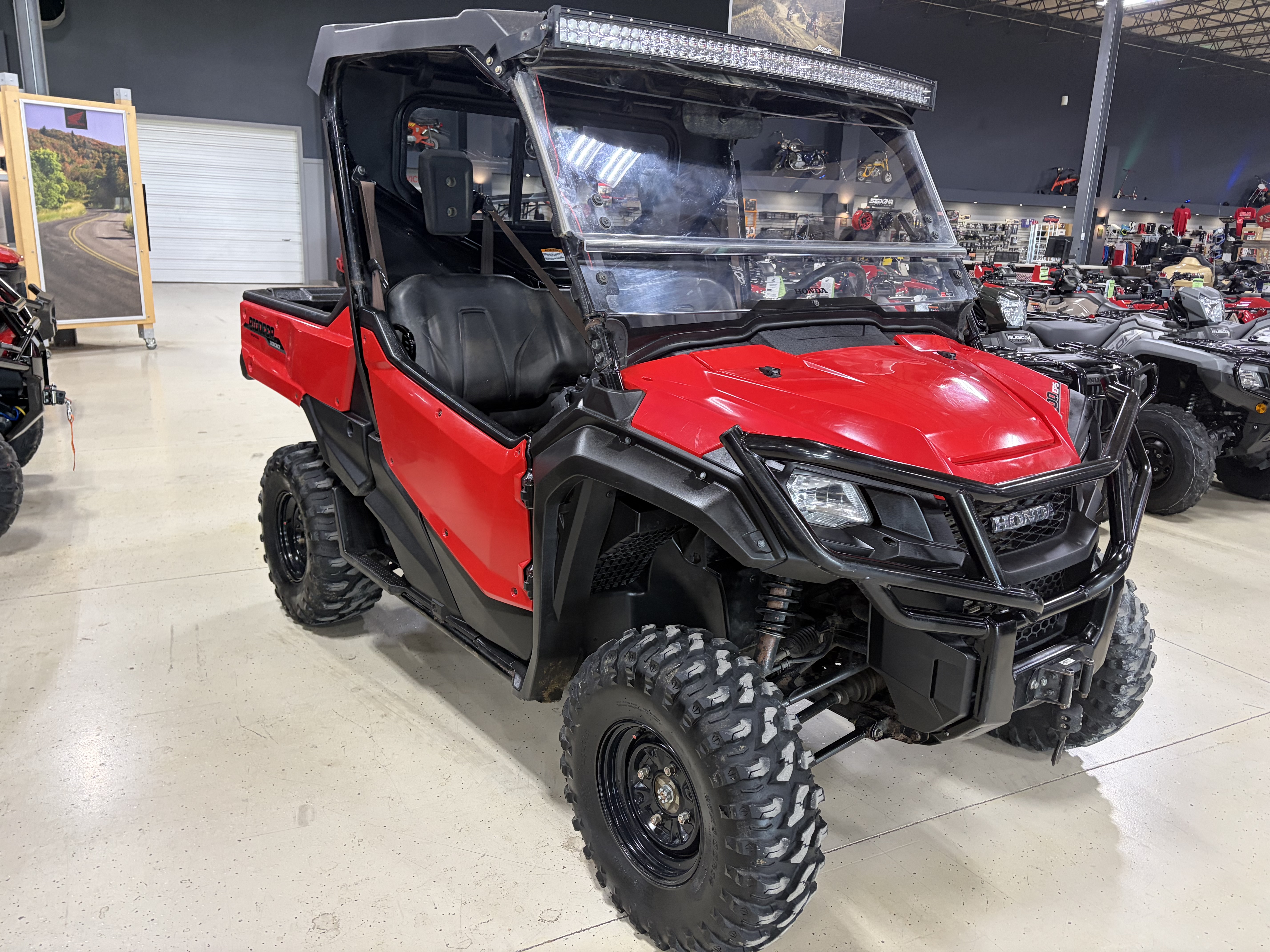 2018 Honda Pioneer 1000 EPS Side x Side