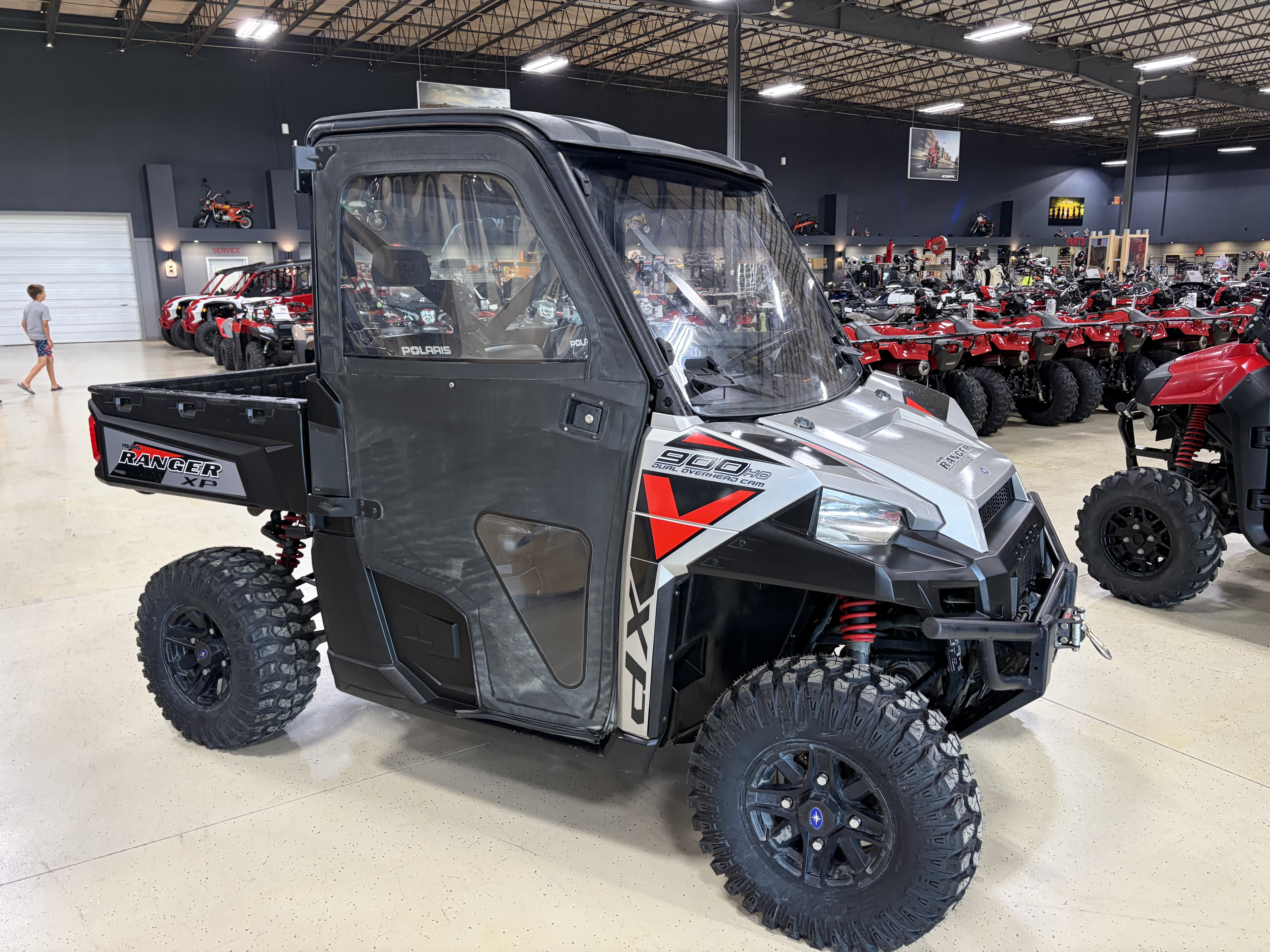 2019 Polaris® Ranger Xp® 900 Eps Premium Silver Pearl Utility Vehicle