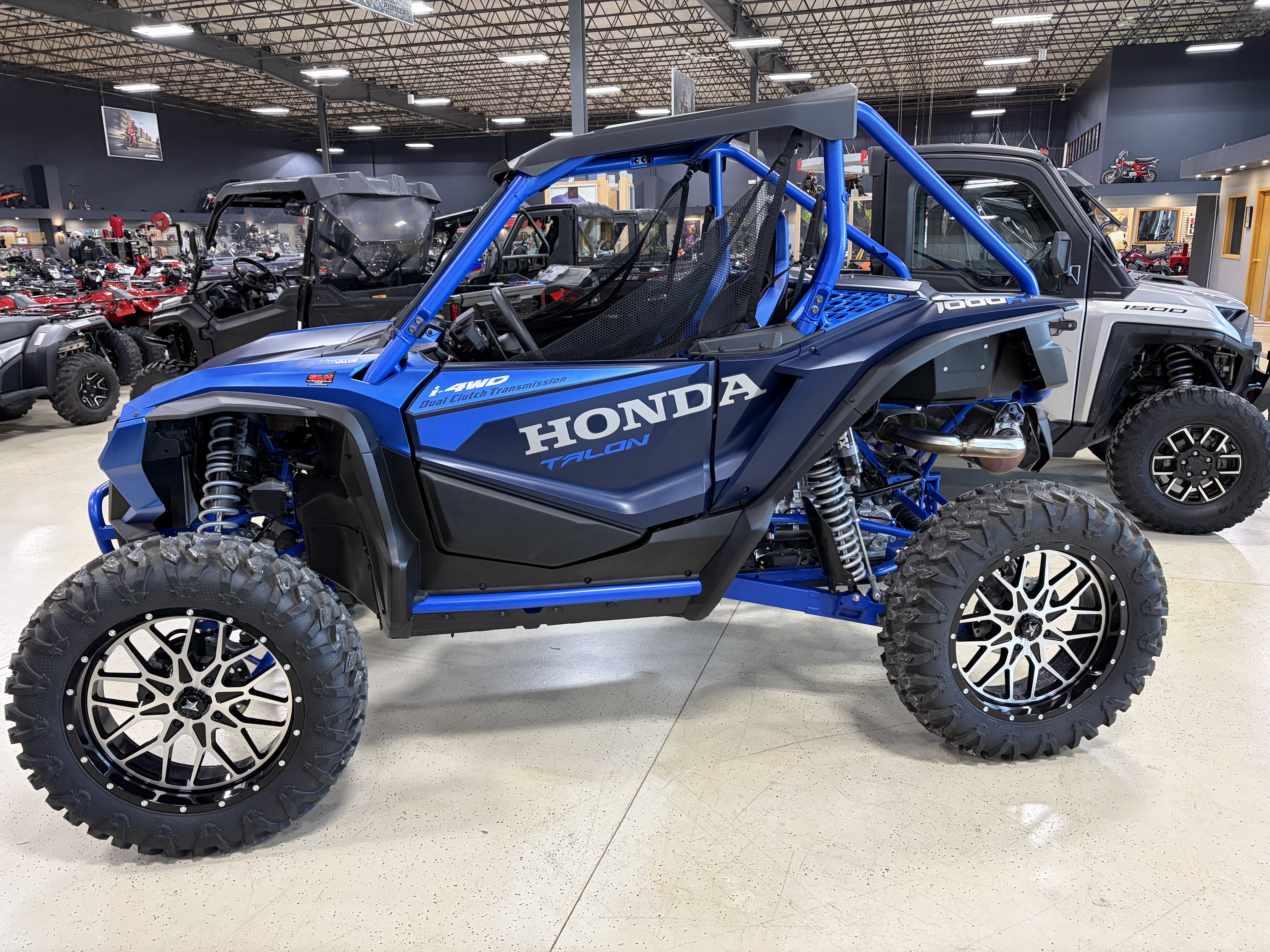2023 Honda Talon 1000R FOX LIVE VALVE Utility Vehicle
