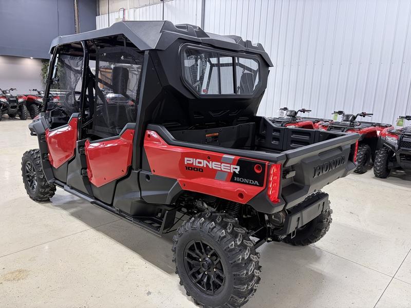 2025 Honda Pioneer 1000-6 Deluxe Crew Side x Side
