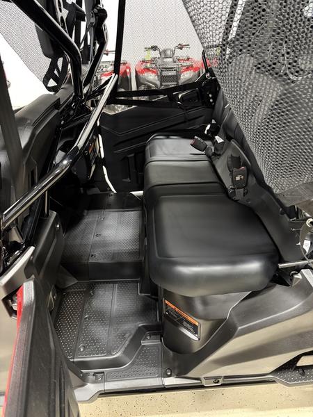 2025 Honda Pioneer 1000-6 Deluxe Crew Side x Side