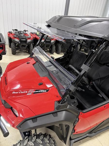 2025 Honda Pioneer 1000-6 Deluxe Crew Side x Side