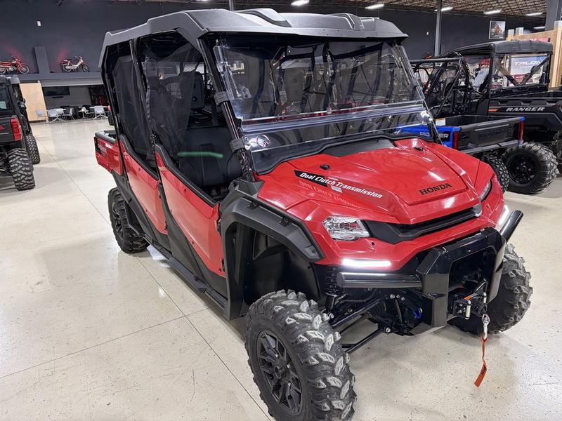 2025 Honda Pioneer 1000-6 Deluxe Crew Side x Side