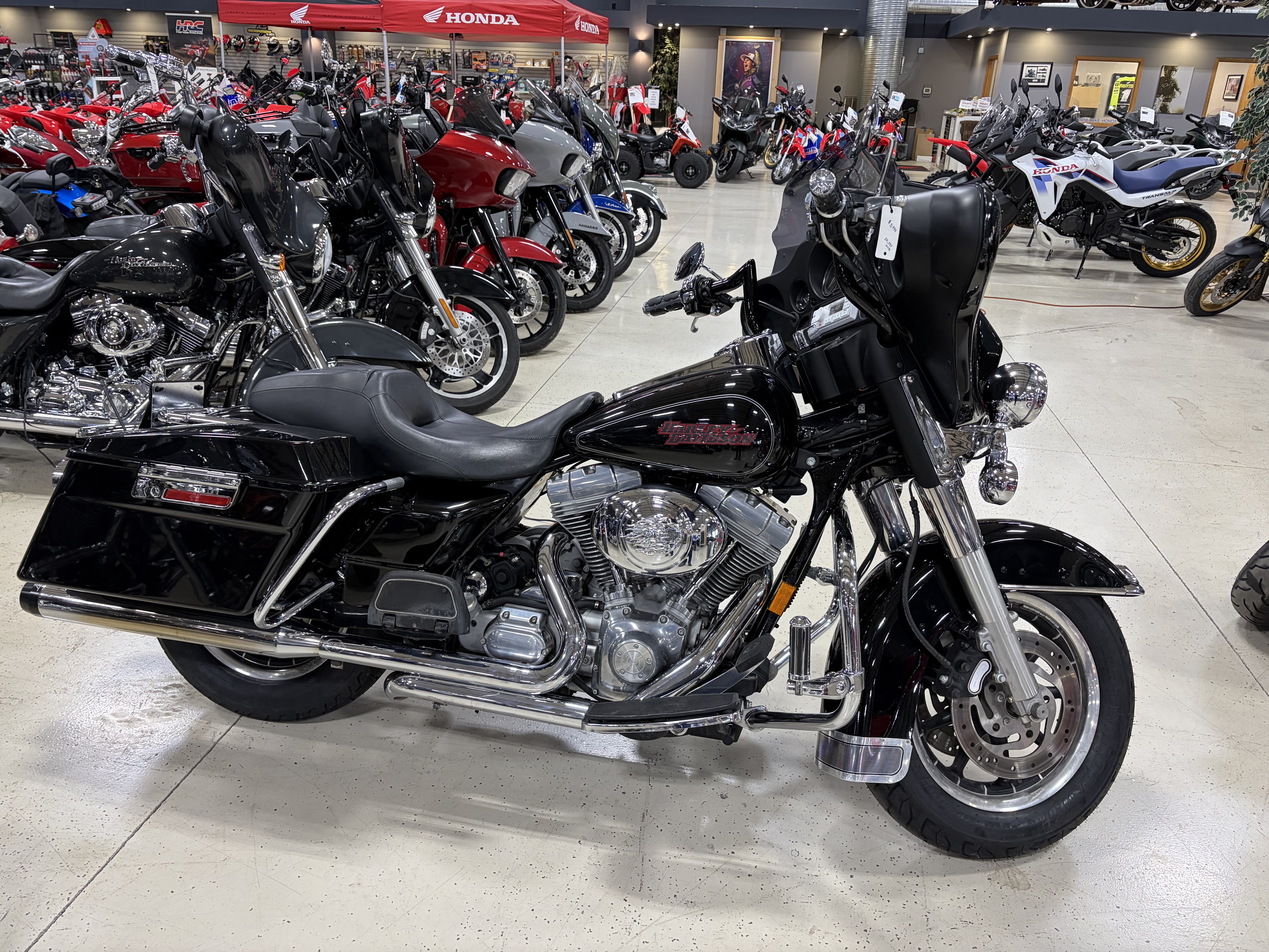 2006 Harley-Davidson Electra Glide Standard FLHT- U5266 — photo 1 of 6